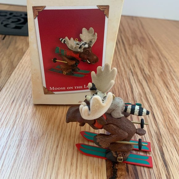 Hallmark Keepsake Ornament - Moose on the Loose 2003 - Brand New, Never Used - Picture 9 of 11